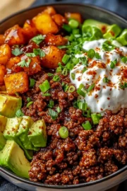 Ground Beef Hot Honey Bowl: A Spicy Flavor Explosion! - homemadevibes.com